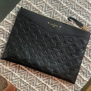 Louis Vuitton daily poutch